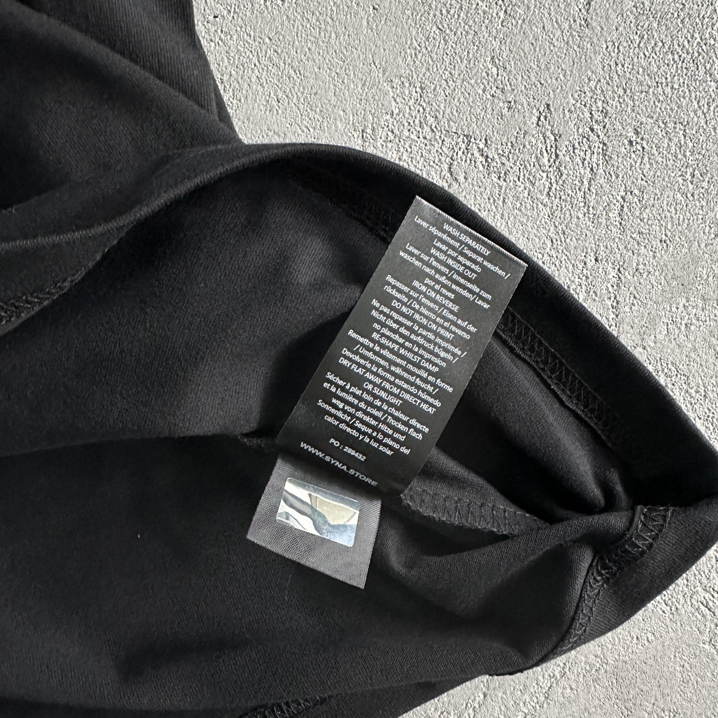 Synaworld Tshirt Mobile