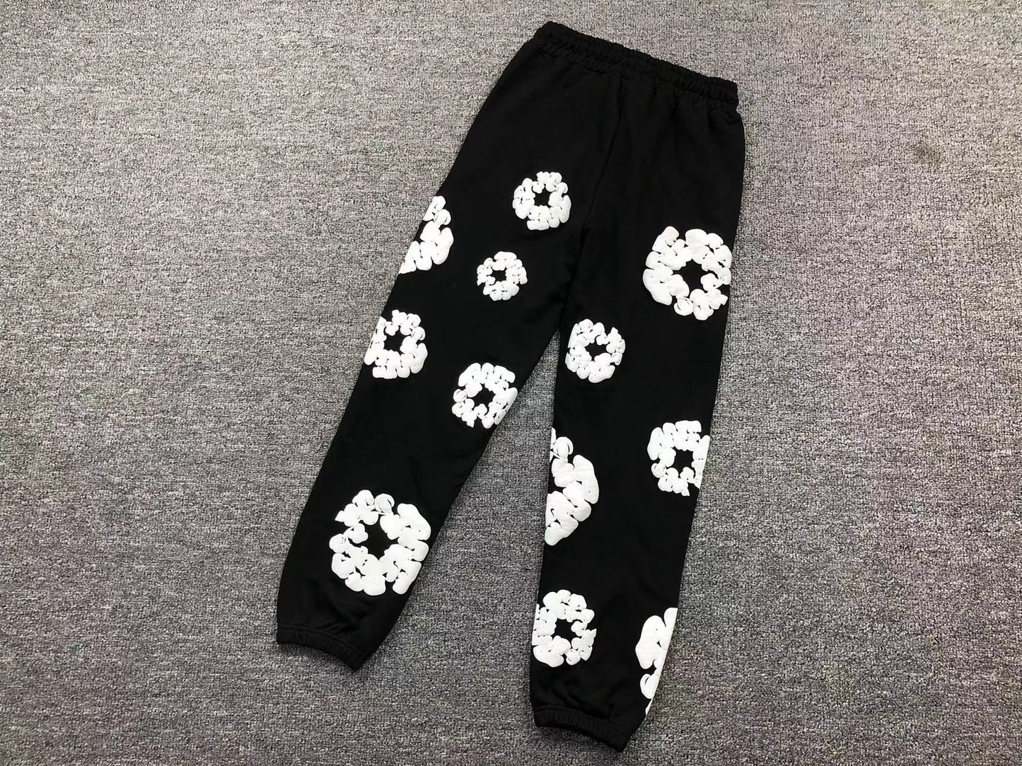 Denim zerreißt den Baumwollkranz