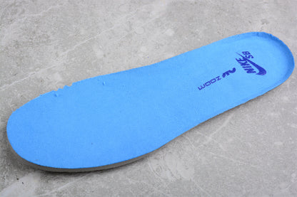 Nike SB Dunk Low Blue Raspberry 