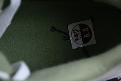 Air Jordan 4 Seafoam 