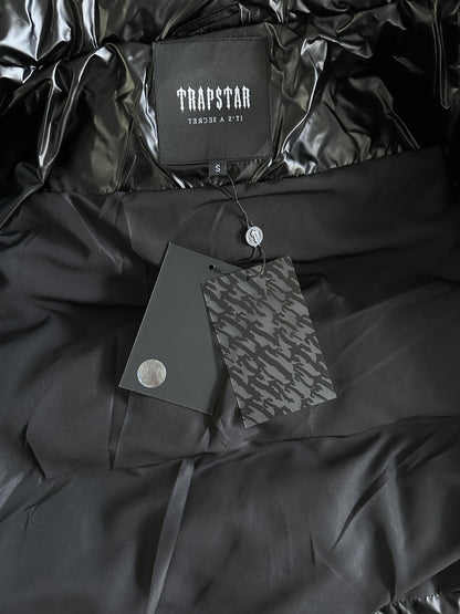 Trapstar Irongate Steppjacke mit Prägung, Schwarz