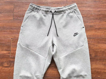 Nike Sportswear Techfleece Anzug