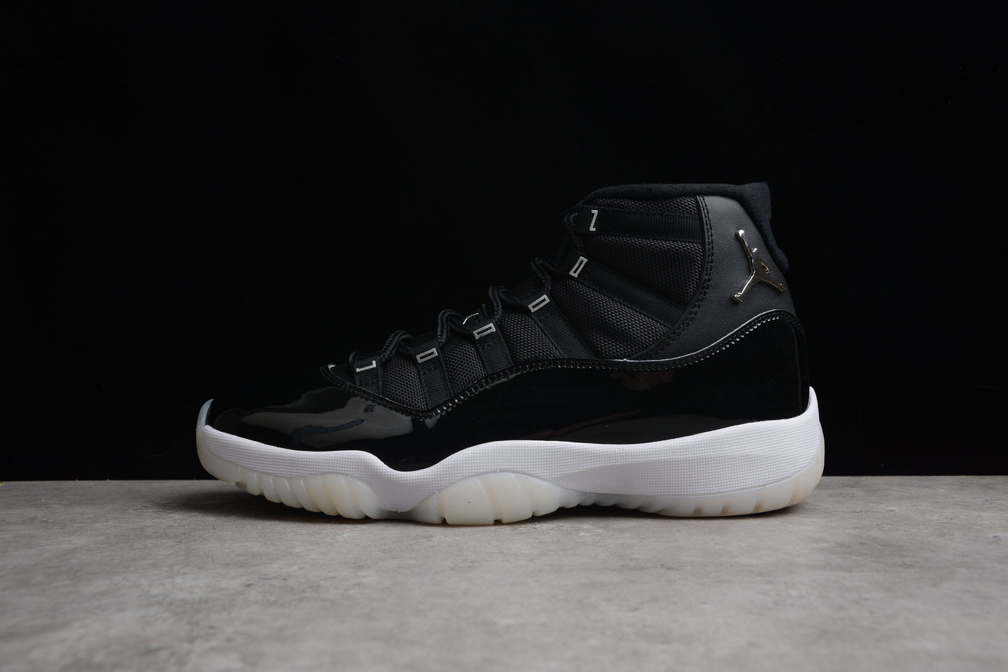 Air Jordan 11 "Jubilee" 