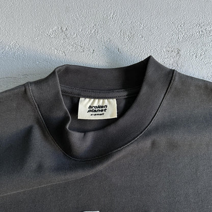 Broken Planet – Die Zukunft ist da (T-Shirt) 