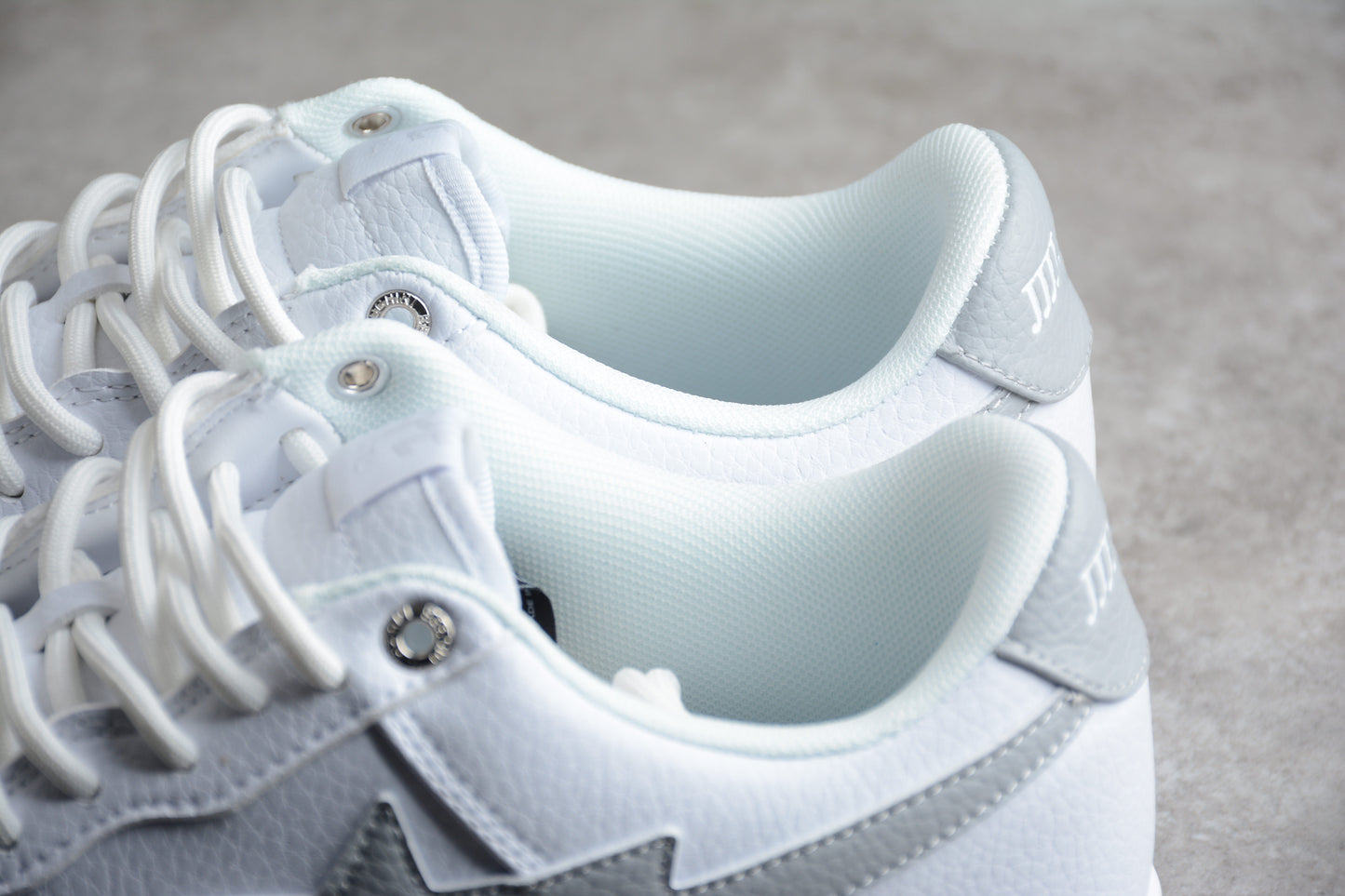 Bape Sta JJJJound Grau und Weiß