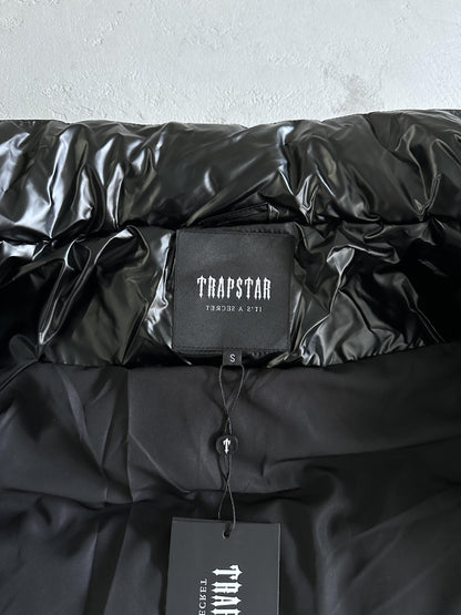 Trapstar Irongate Steppjacke mit Prägung, Schwarz