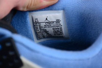 AIR JORDAN 4 RETRO "UNIVERSITY BLUE" AZUL 