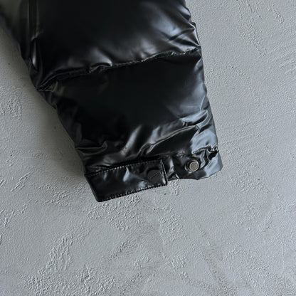 Trapstar Irongate Steppjacke mit Prägung, Schwarz