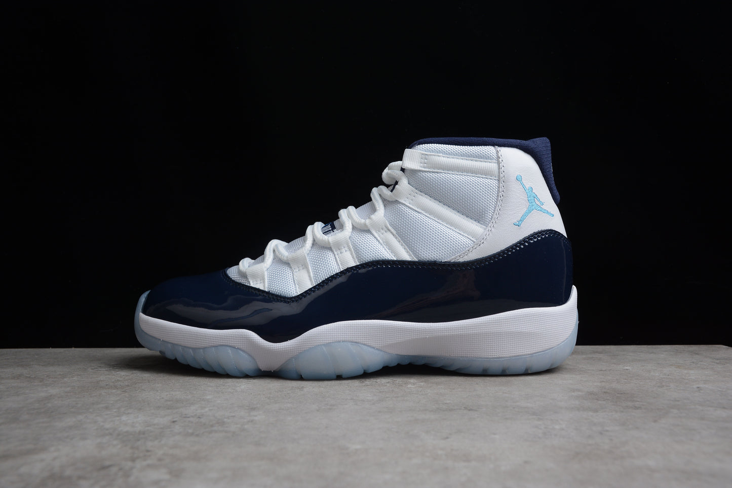 Air Jordan 11 "Win Like 82" 