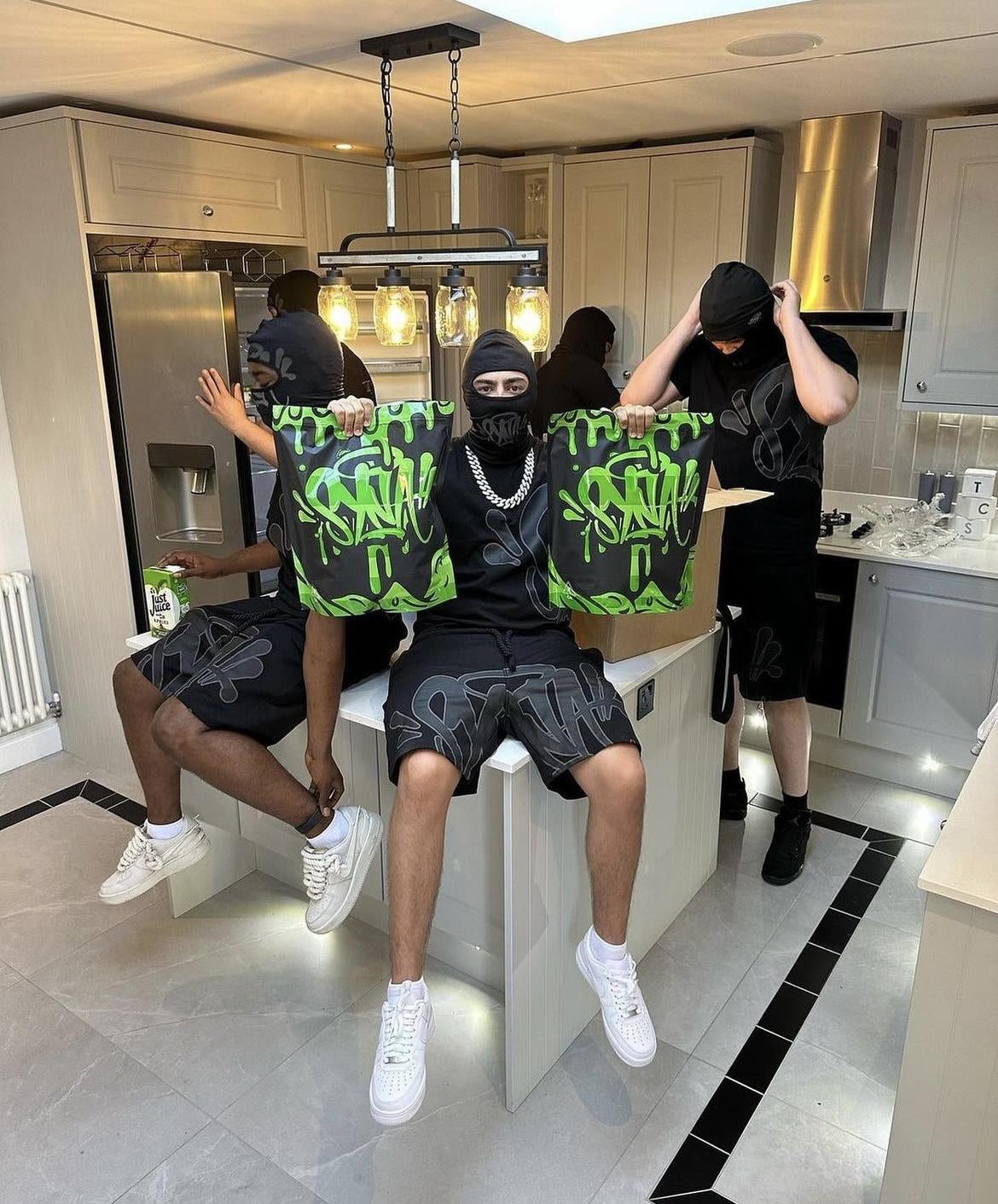 Synaworld Sturmhaube