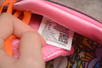 The Powerpuff Girls x Nike SB Dunk Low 