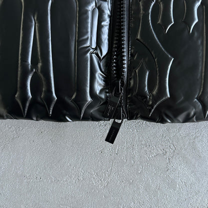 Trapstar Irongate Steppjacke mit Prägung, Schwarz