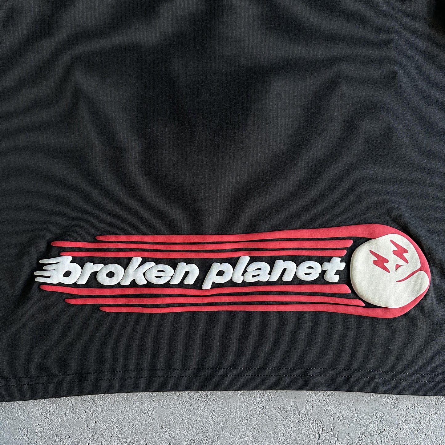 Broken Planet – Die Zukunft ist da (T-Shirt) 
