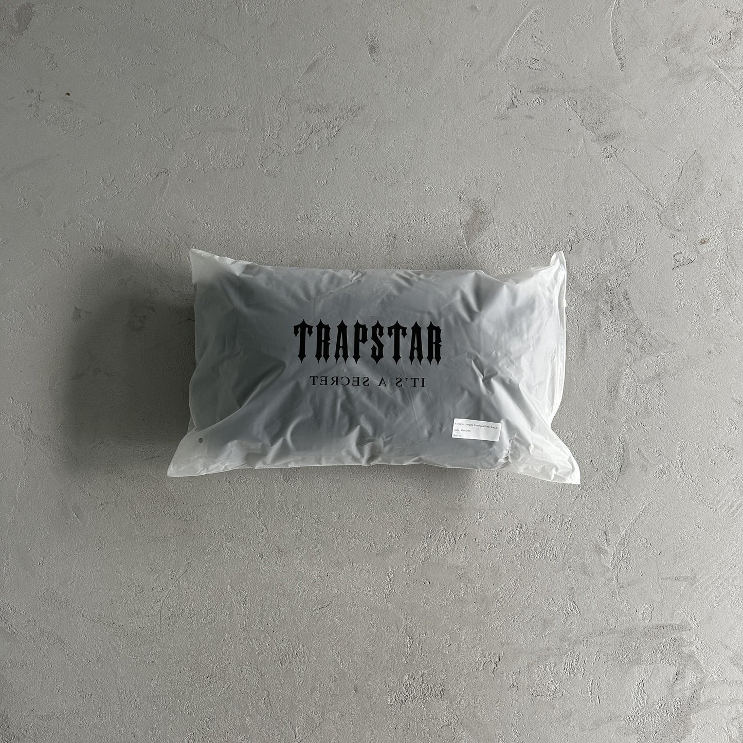 Trapstar Irongate Steppjacke mit Prägung, Schwarz