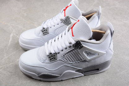 AIR JORDAN 4" WHITE OREO" 