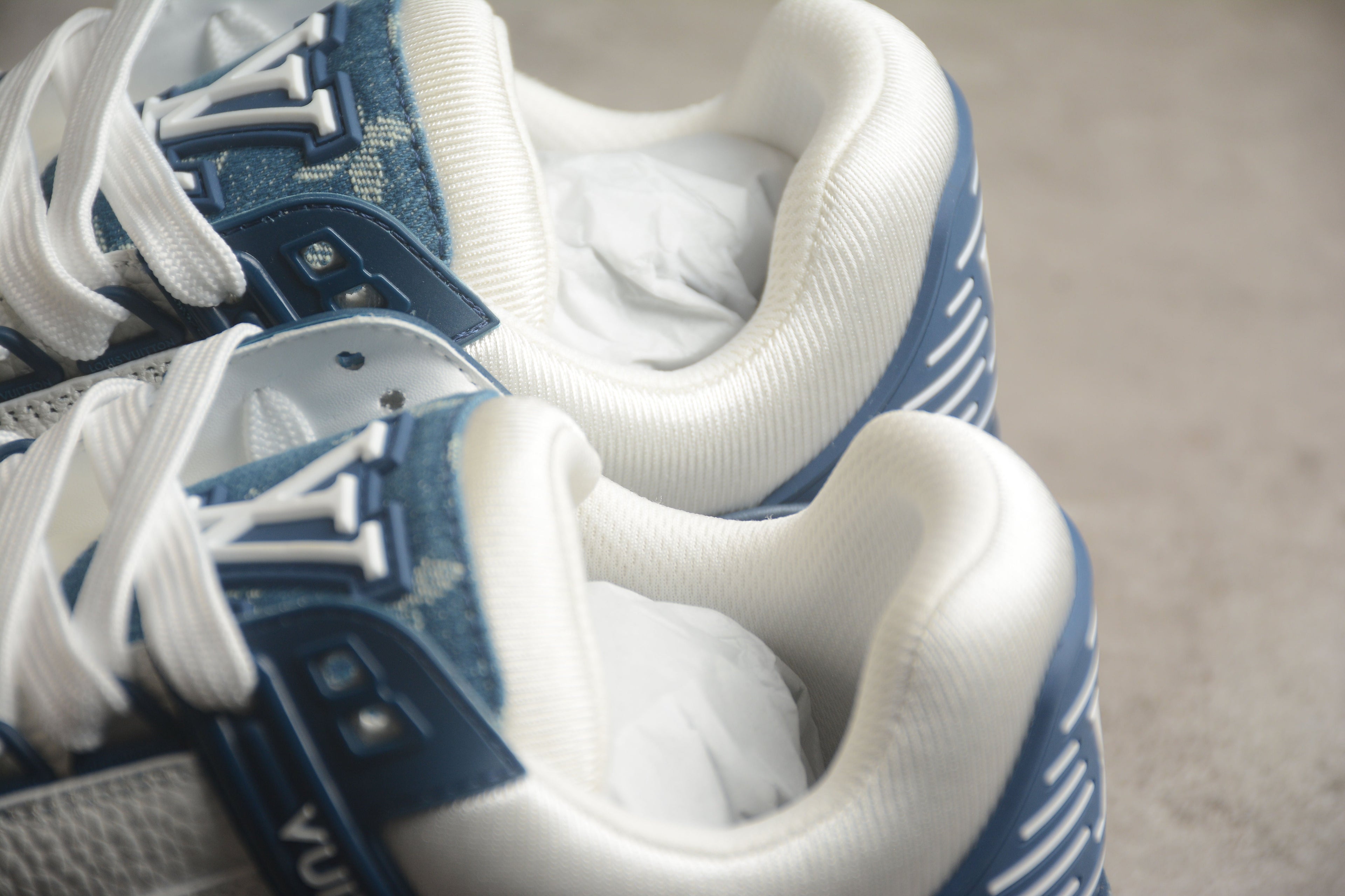 LV Trainer