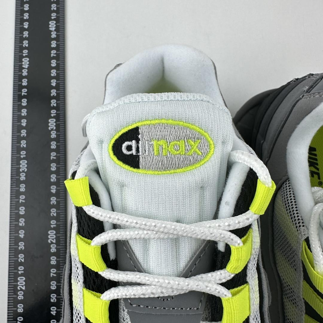 Nike Air Max 95 OG Neon