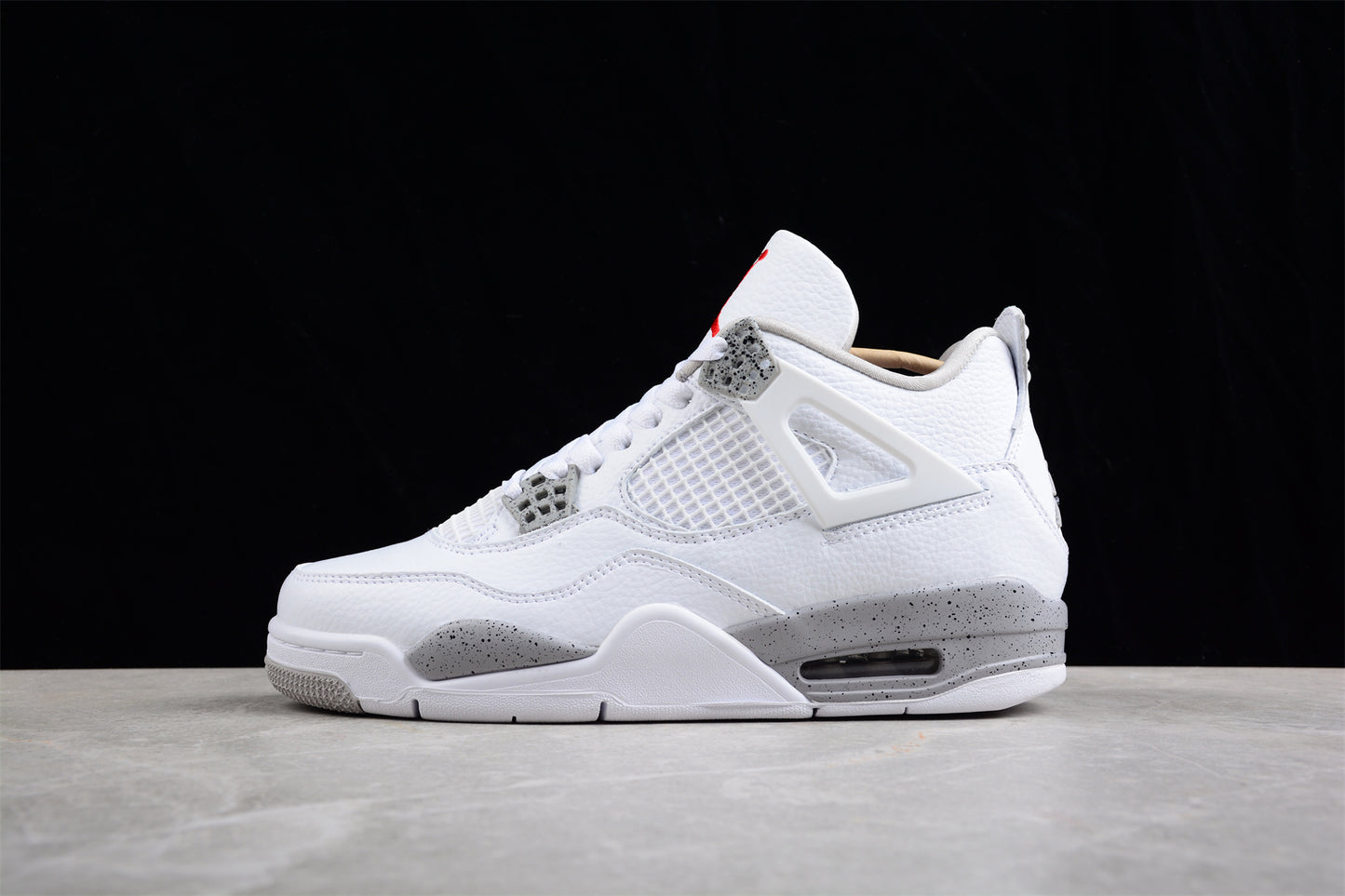 AIR JORDAN 4" WHITE OREO" 
