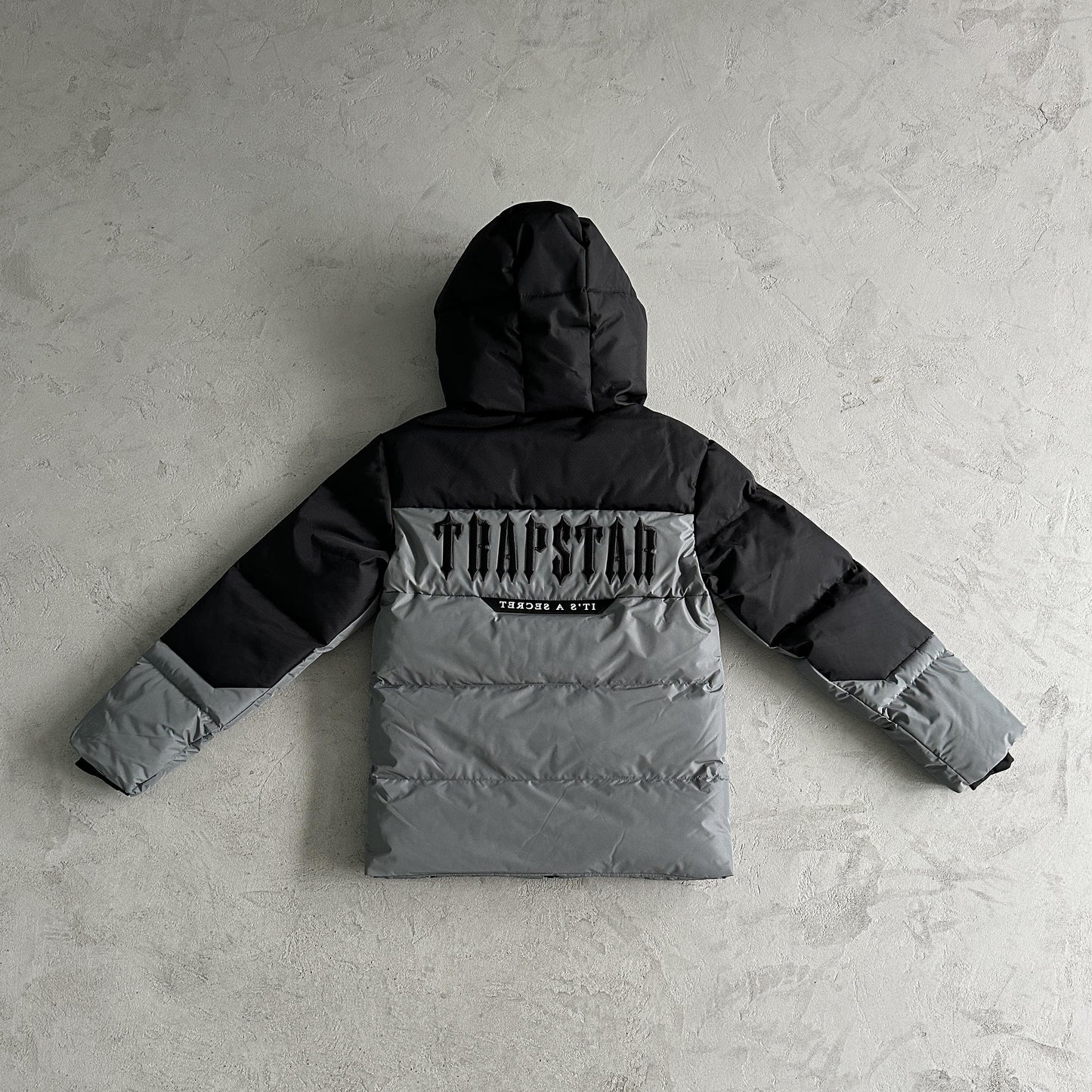 Trapstar Decoded Arch Steppjacke Schwarz Grau