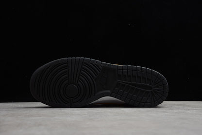 Nike x Kasina Dunk Low "'80s Bus" 