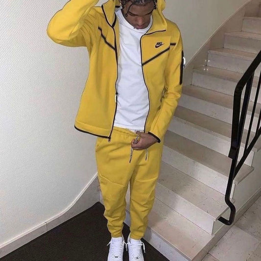 Nike Sportswear Techfleece Anzug