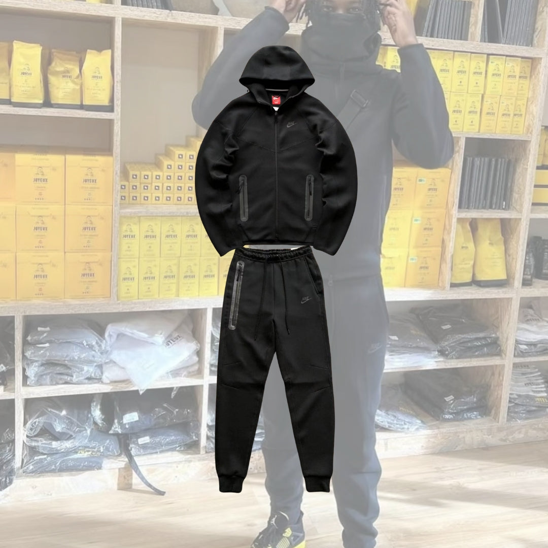 Nike Techfleece Anzug – Neue Saison
