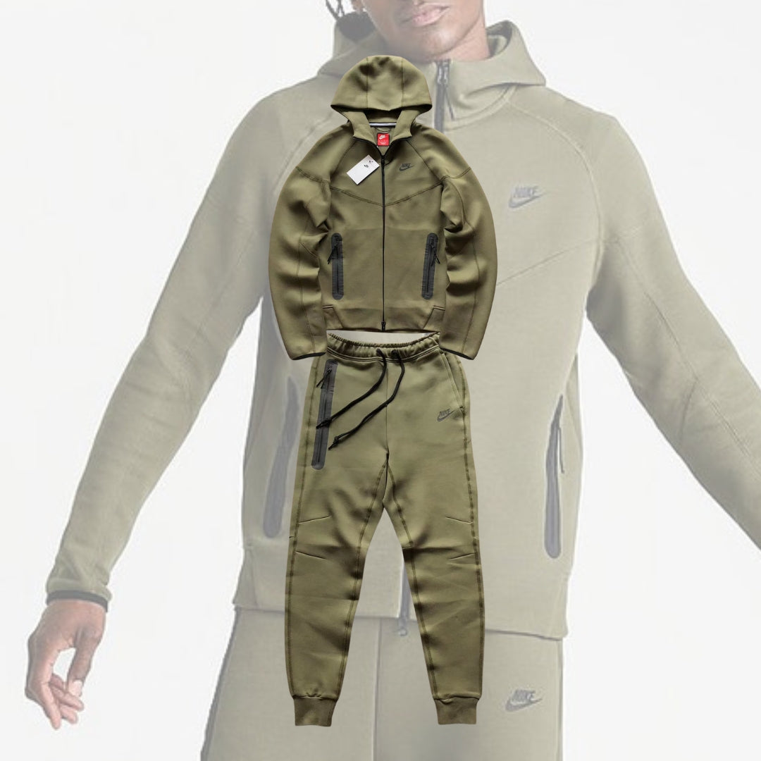 Nike Techfleece Anzug – Neue Saison