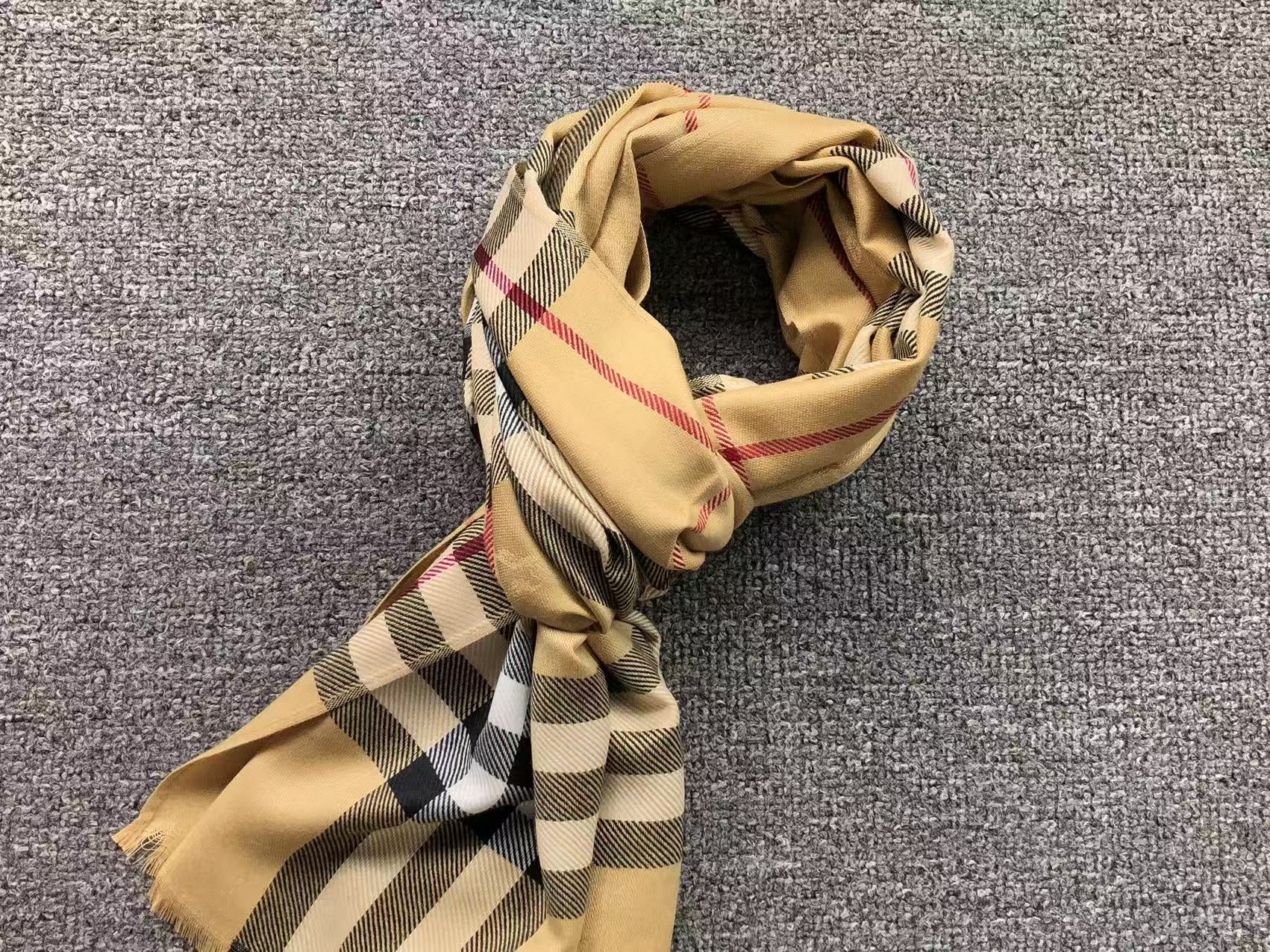 BB Scarf