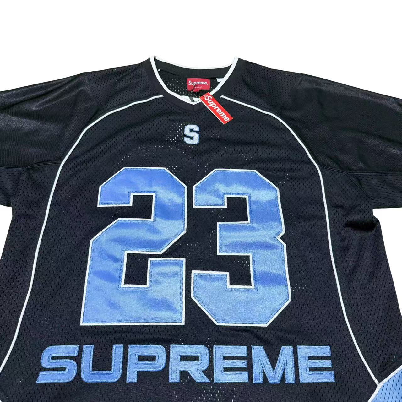 Supreme Tshirt