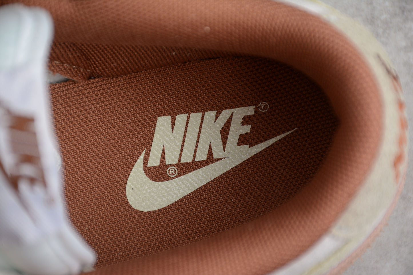 Nike Dunk Low Medium Curry 