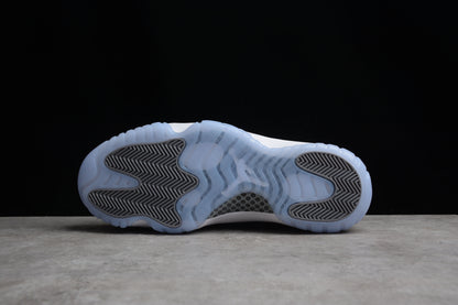 Air Jordan 11 "Cool Grey"