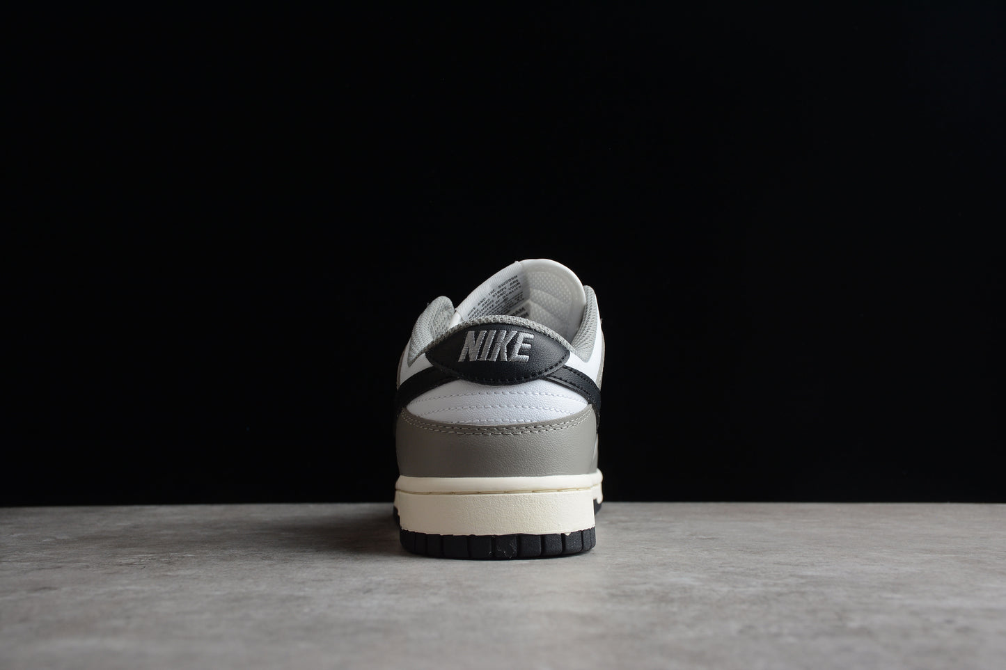 Nike Dunk Low Light Smoke Gray