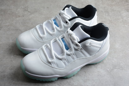 Air Jordan 11 Low "Legend Blue" 