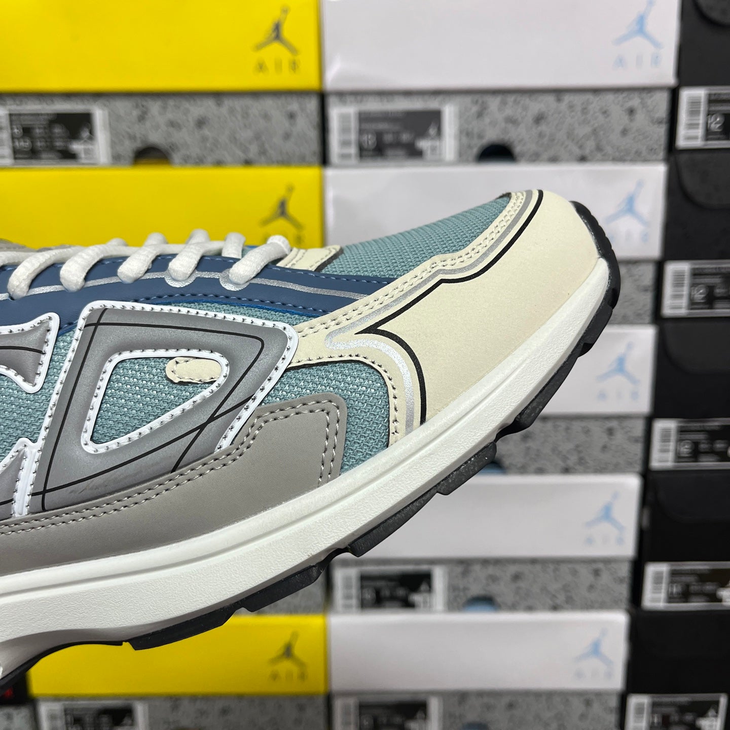 Dior B30