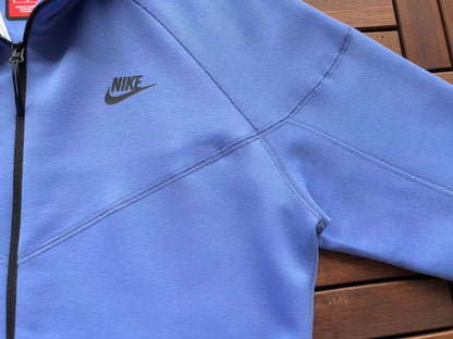Nike Techfleece Anzug – Neue Saison