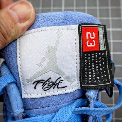 AIR JORDAN 4 "UNIVERSITY BLUE" 