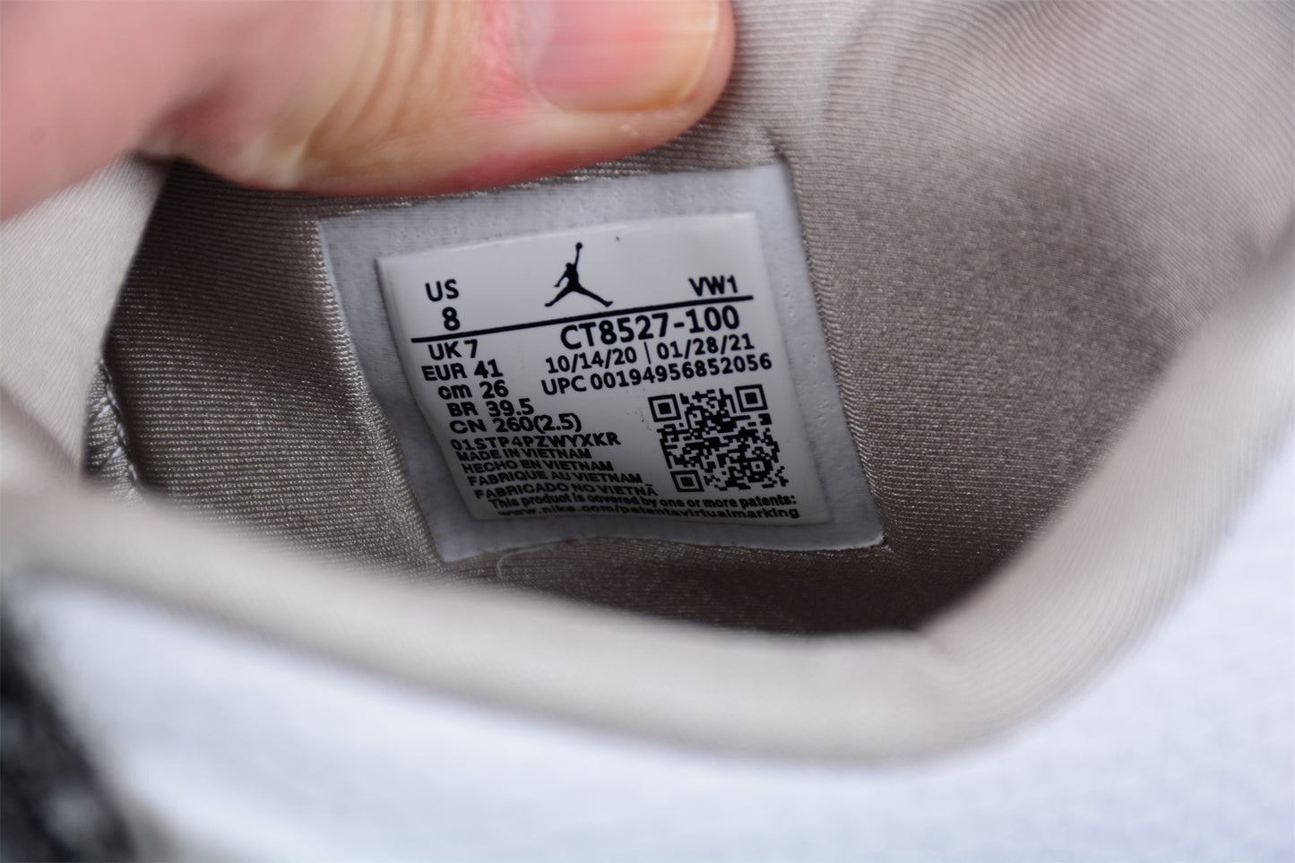 AIR JORDAN 4" WHITE OREO" 