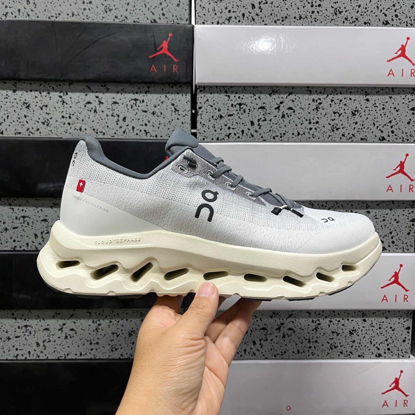 O/N Cloud