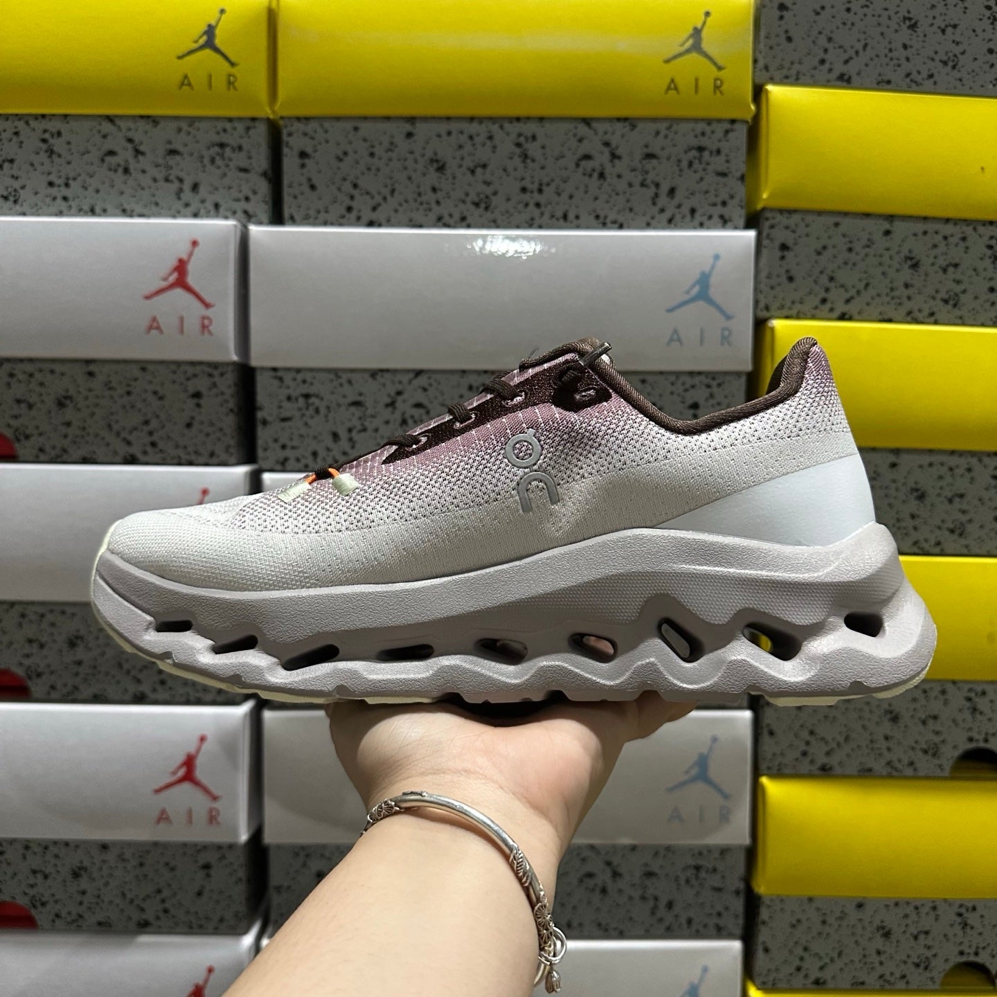 O/N Cloud
