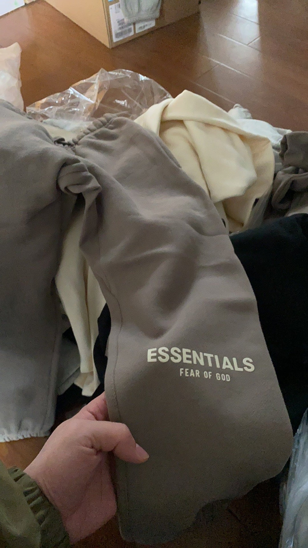 FOG x Essentials Hoodie Kids