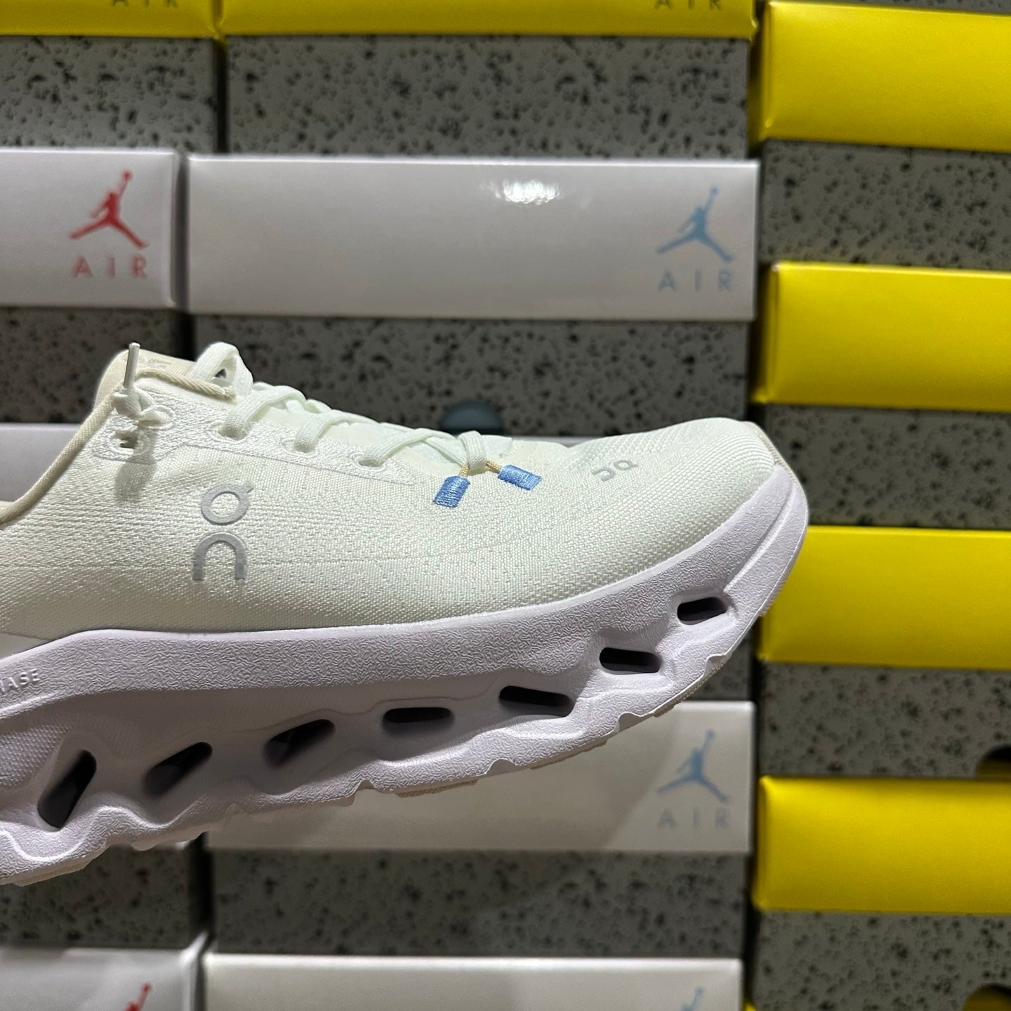 O/N Cloud
