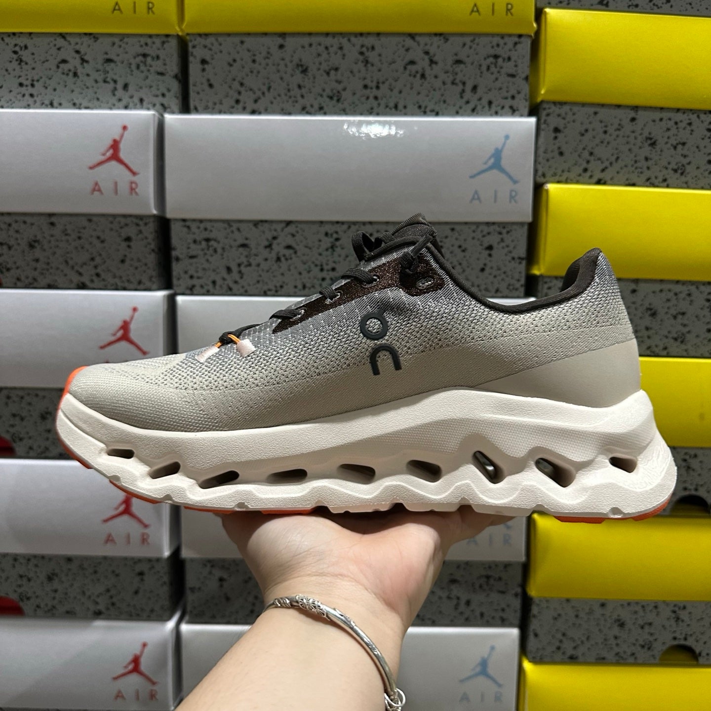 O/N Cloud