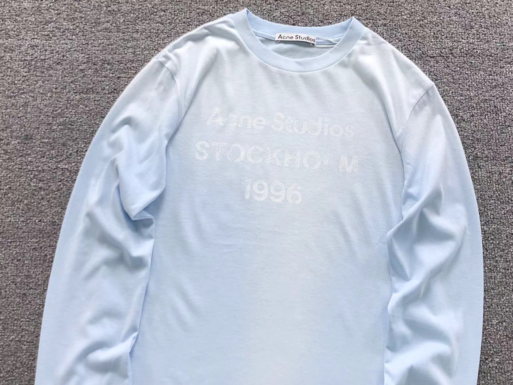 AcneStdios Longsleeve Female