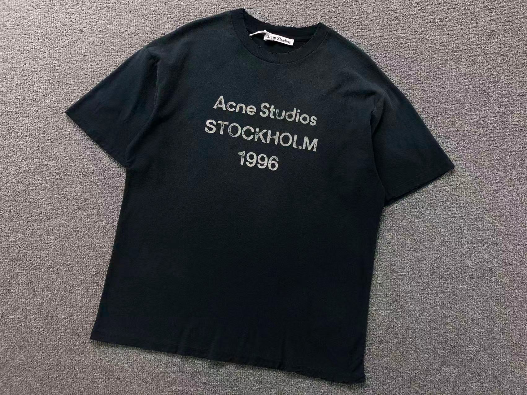 AcneStdios Tshirt