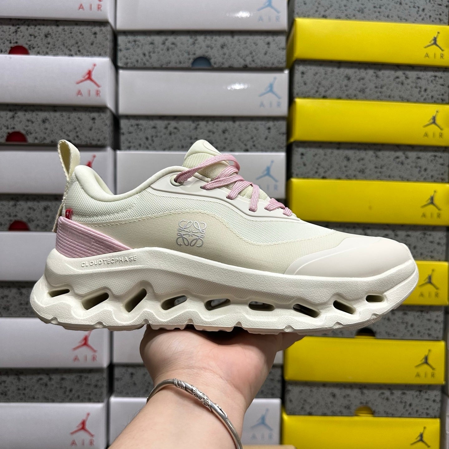 O/N Cloud