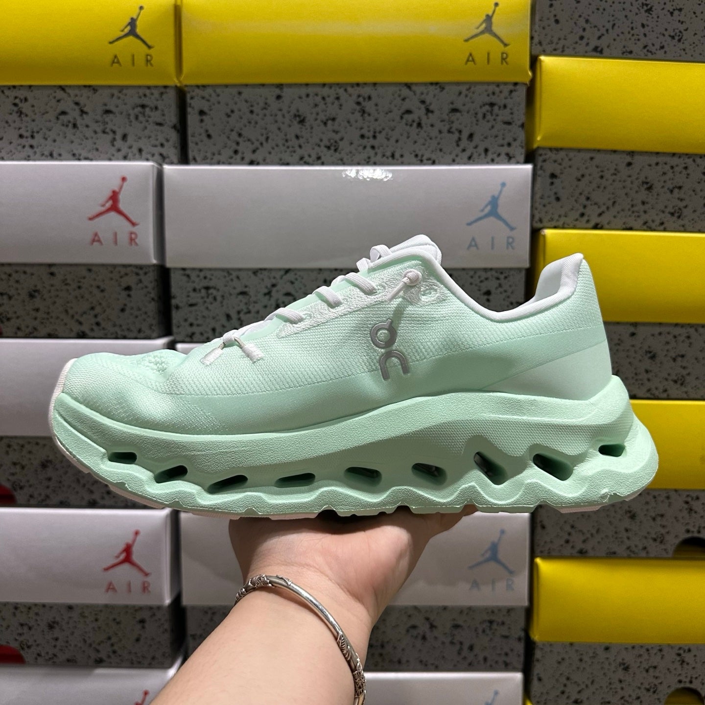 O/N Cloud