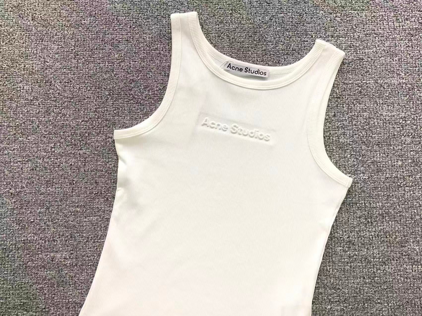 AcneStdios Tshirt Female