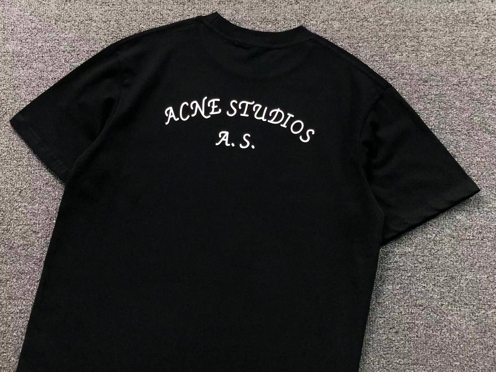 AcneStdios Tshirt