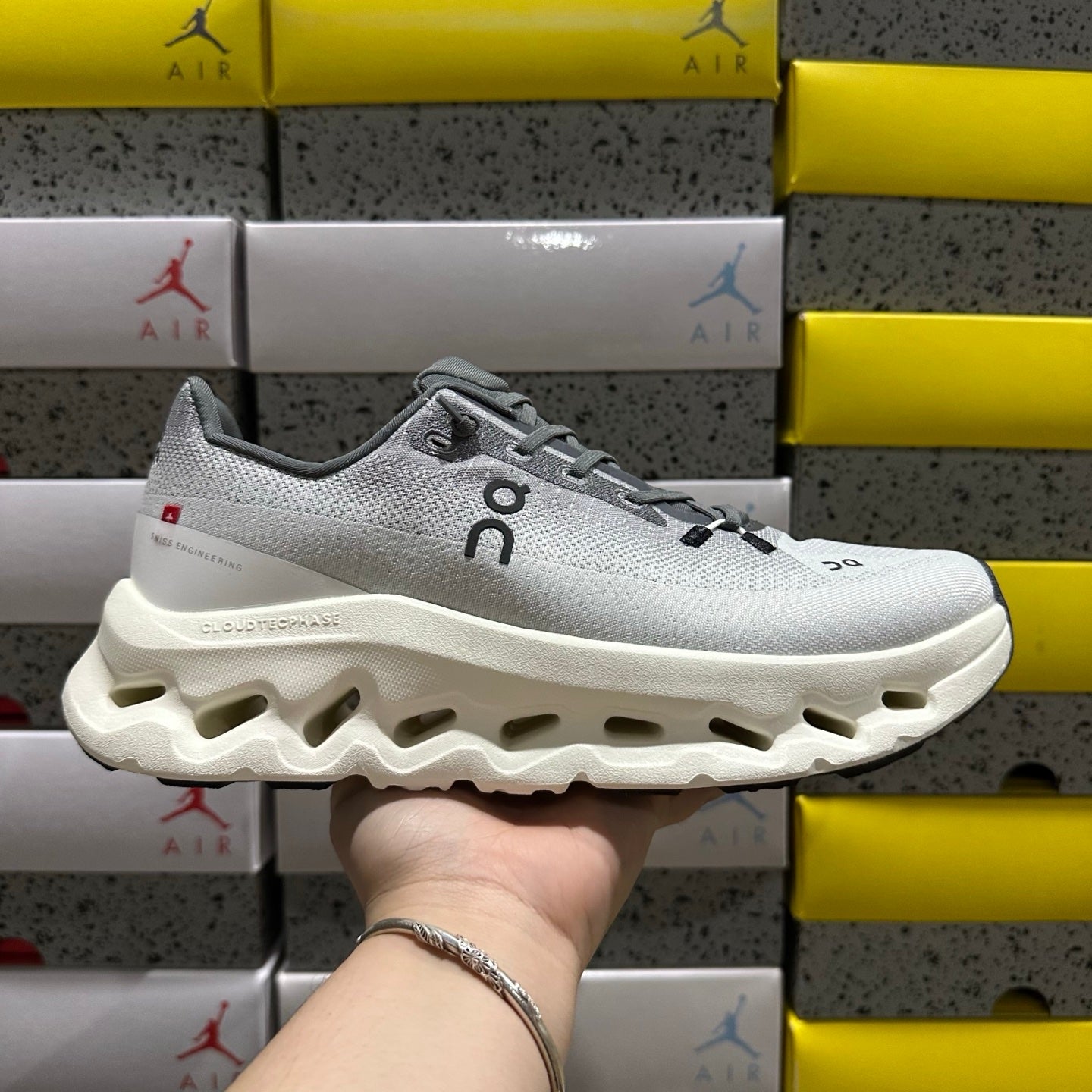 O/N Cloud