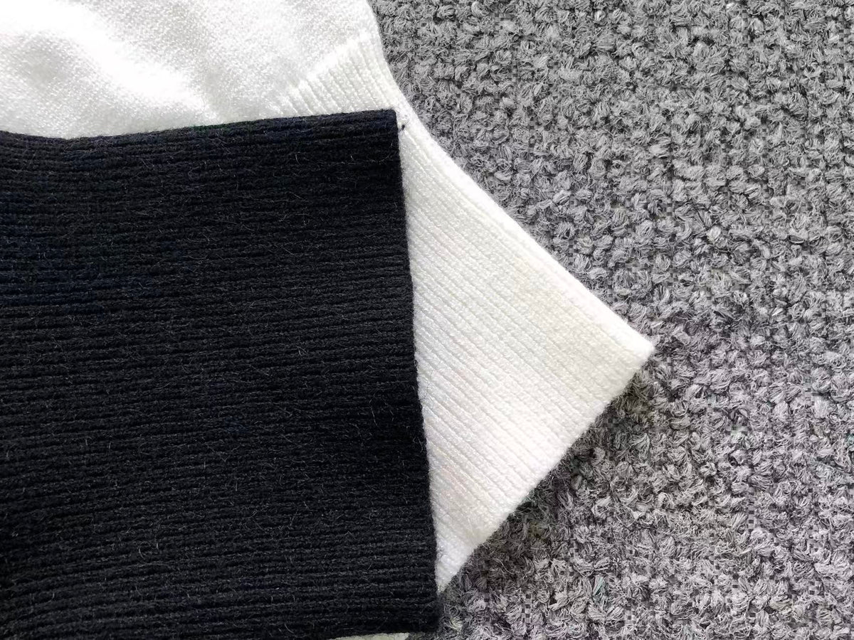 Am1 Sweater